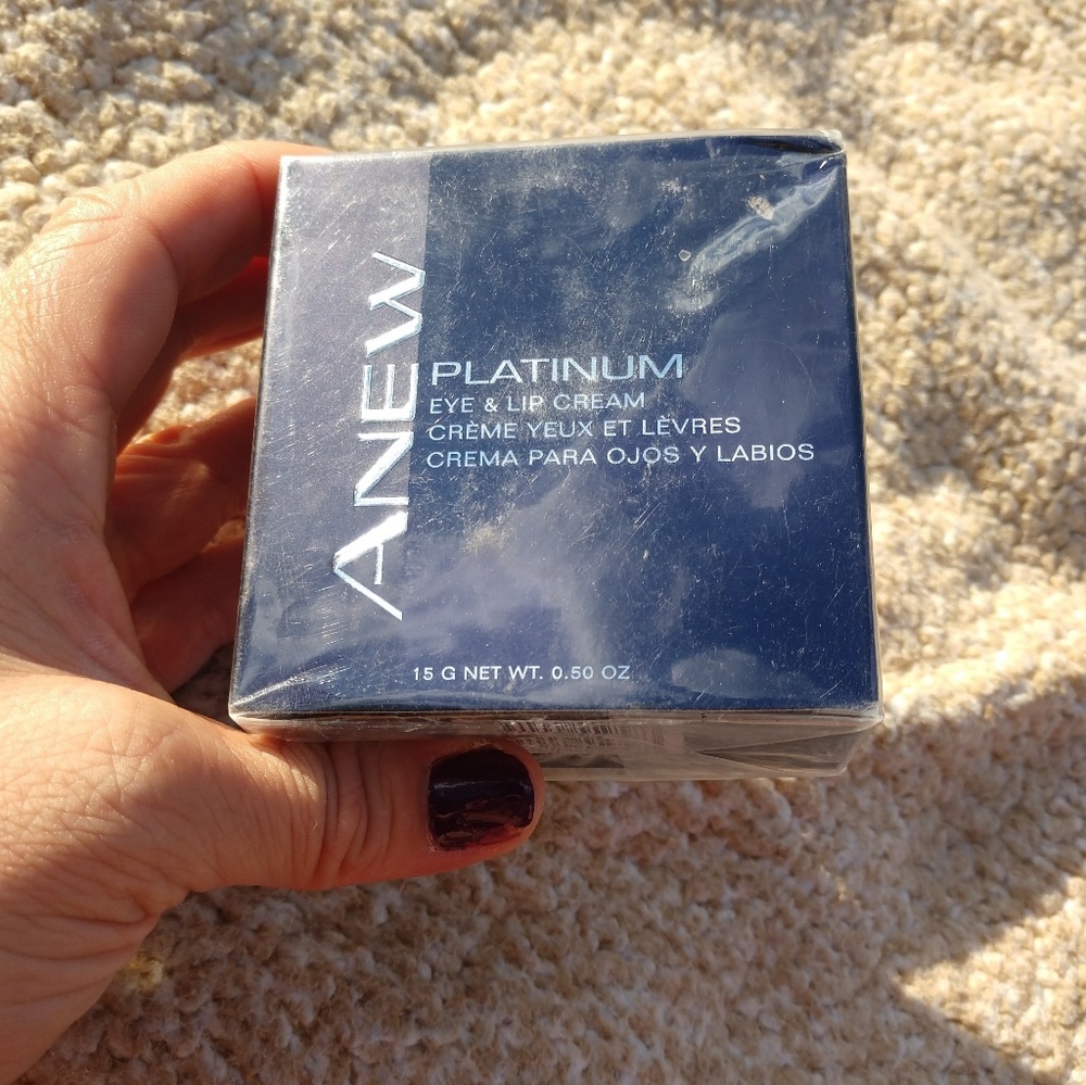 Avon anew Platinum eye and lip cream!!